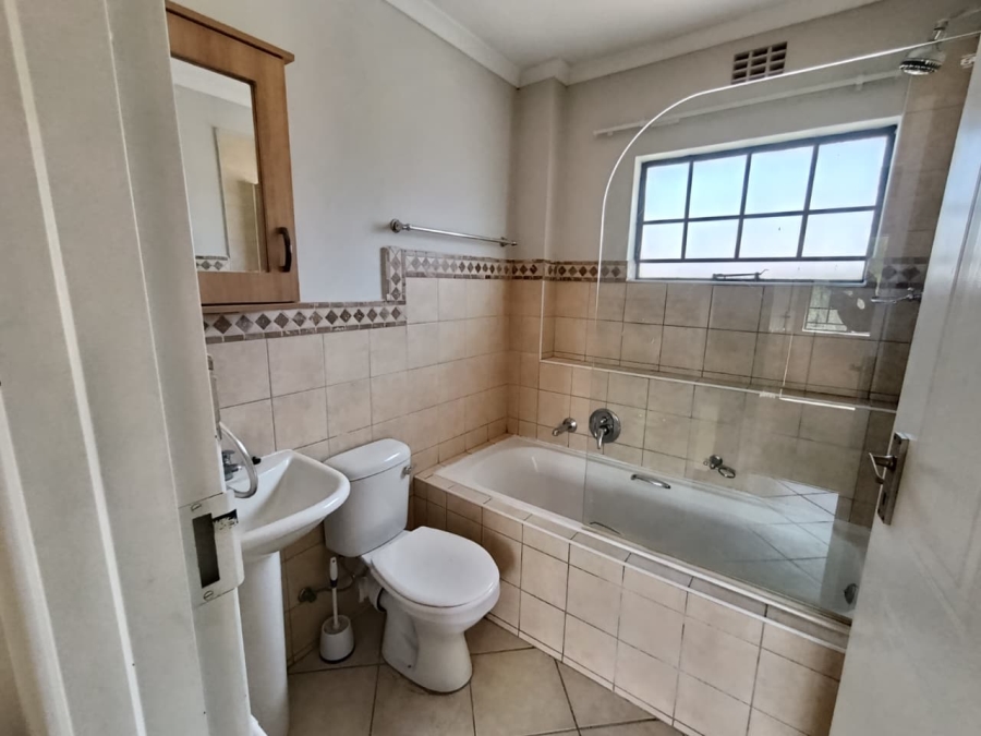 To Let 2 Bedroom Property for Rent in Hillside Free State